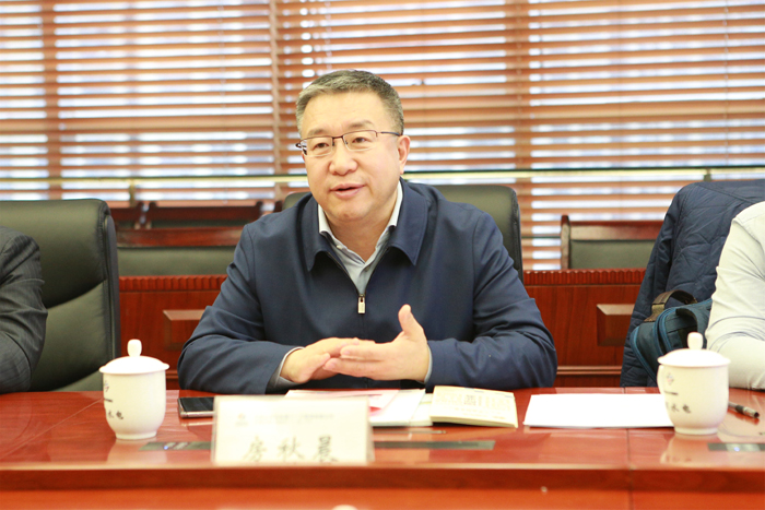 房秋晨會(huì)長發(fā)言.jpg
