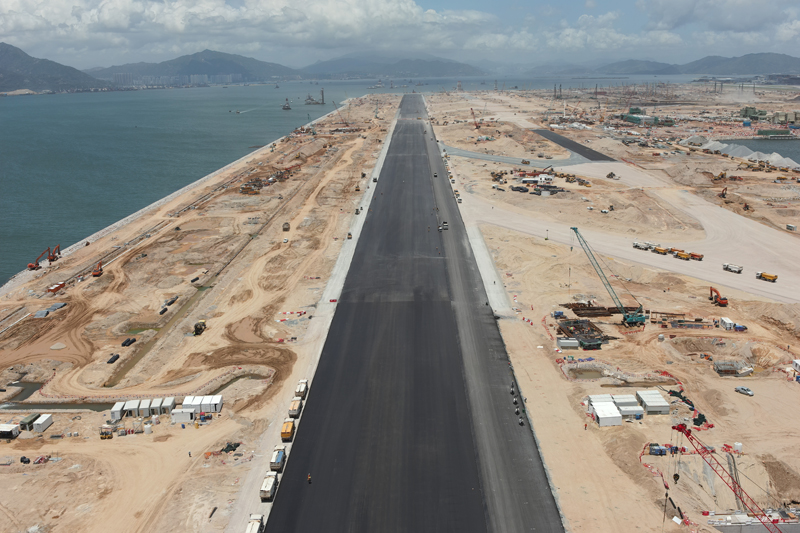 中國電建香港3303項(xiàng)目-主跑道.jpg